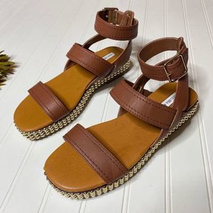 Chelsea & Violet Leather Upper Ankle Strap Golden Studded Platform Sandals